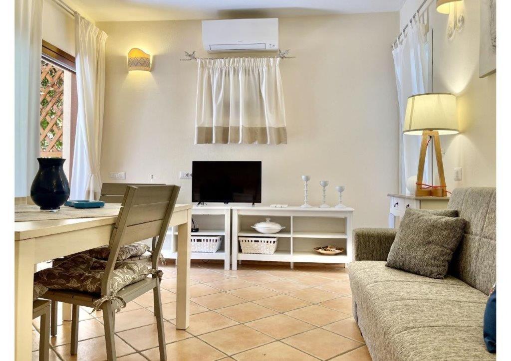 Apartament Le Residenze Sul Mare B6 Porto Ottiolu Zewnętrze zdjęcie