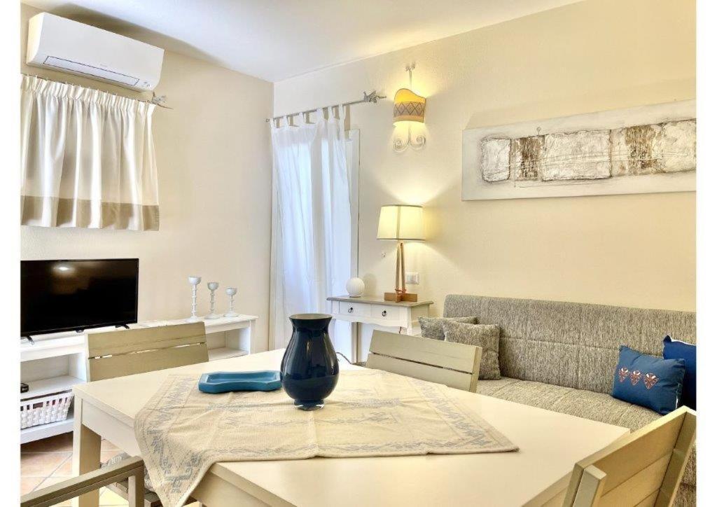 Apartament Le Residenze Sul Mare B6 Porto Ottiolu Zewnętrze zdjęcie