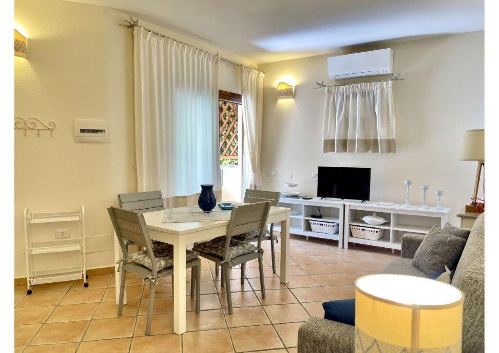Apartament Le Residenze Sul Mare B6 Porto Ottiolu Zewnętrze zdjęcie