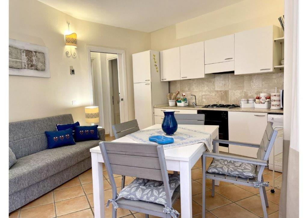 Apartament Le Residenze Sul Mare B6 Porto Ottiolu Zewnętrze zdjęcie