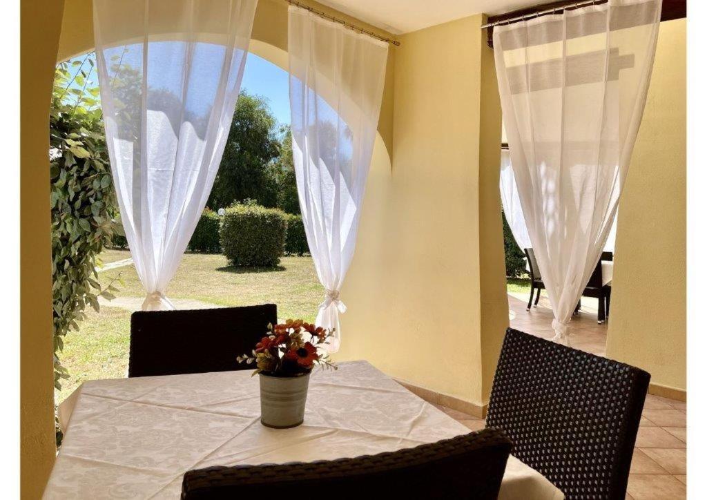 Apartament Le Residenze Sul Mare B6 Porto Ottiolu Zewnętrze zdjęcie