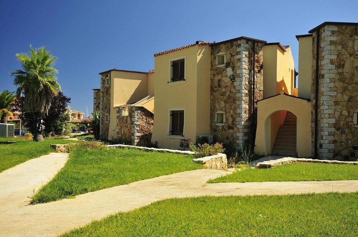 Apartament Le Residenze Sul Mare B6 Porto Ottiolu Zewnętrze zdjęcie